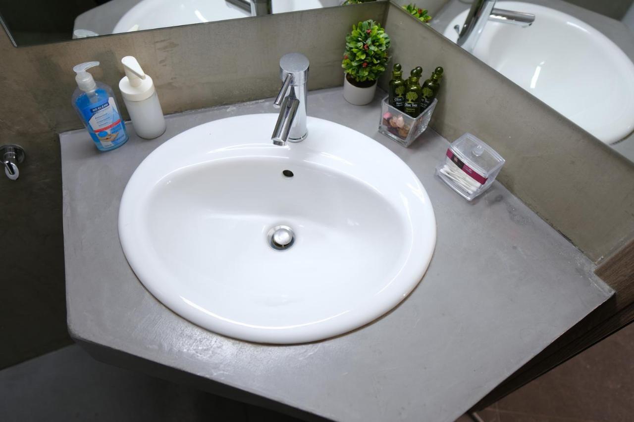 Violet City Center Apartments カヴァラ エクステリア 写真
